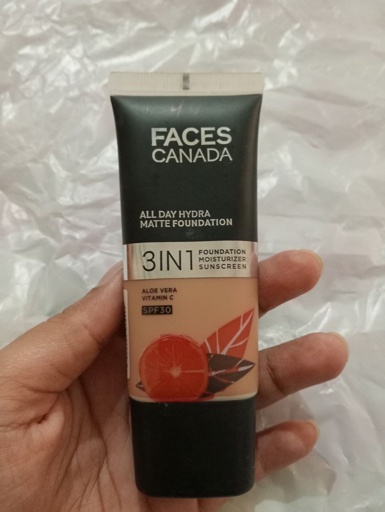 Faces Canada 3in1 Foundation