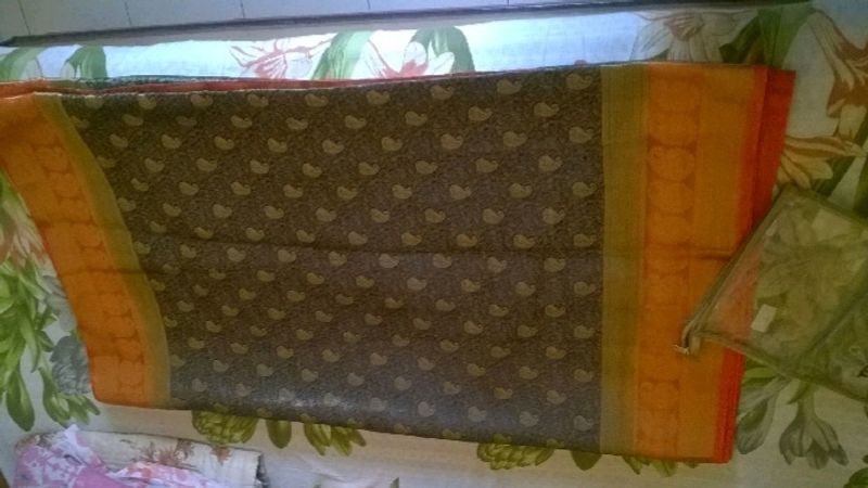 Silk Saree Wit Stitched Blouse