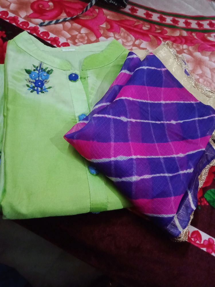 Kurti With Dupatta