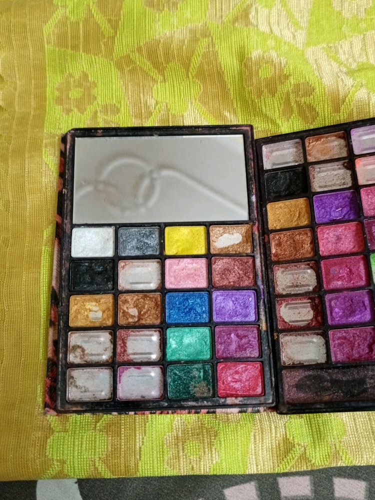 Eyeshadow