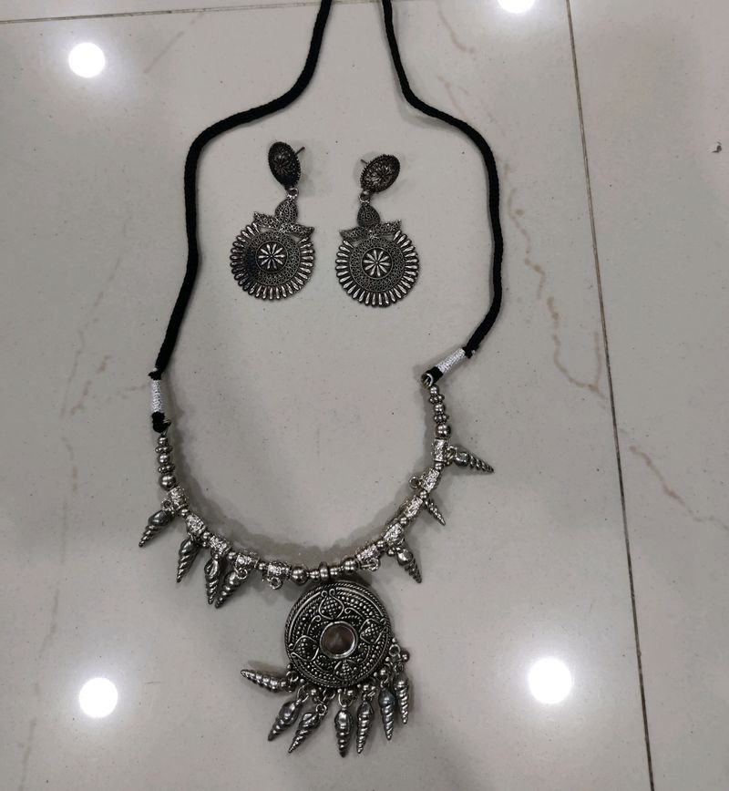 Rabari Choker Set