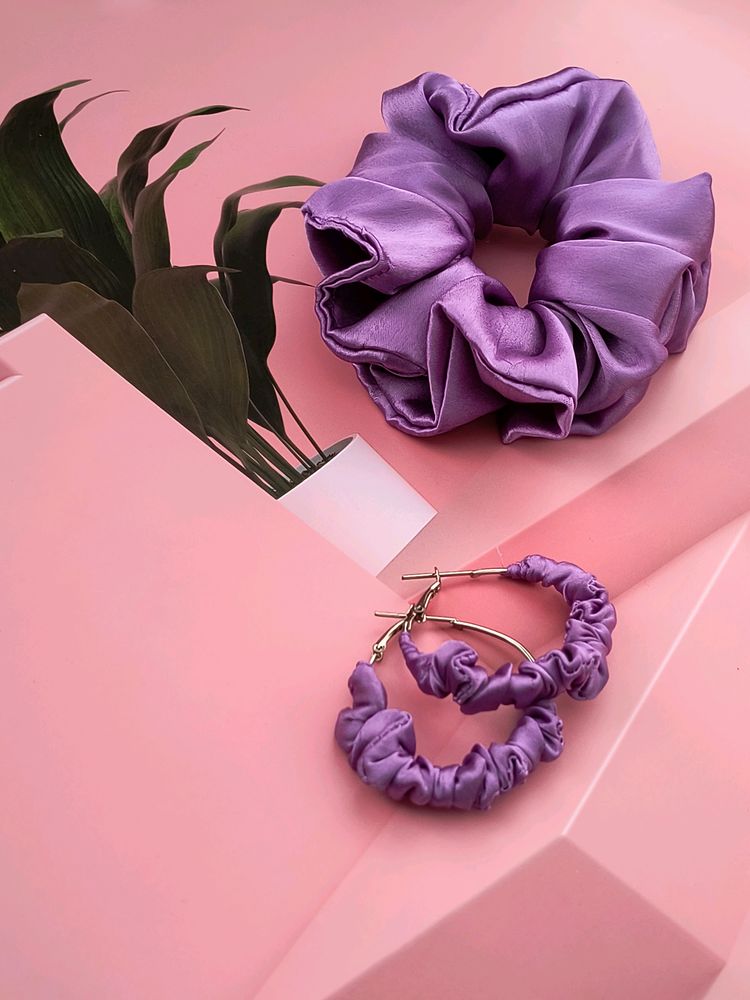 Scrunchie With Earrings