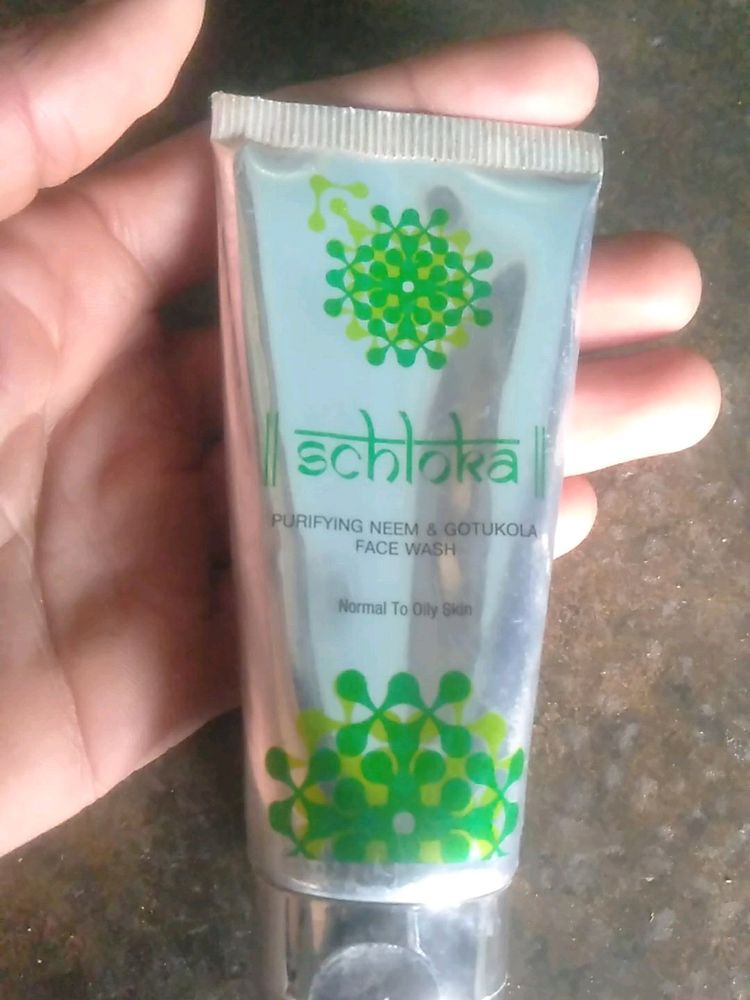 Shloka Modicare Face Wash