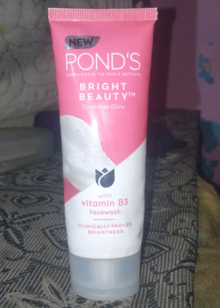 Ponds Bright Beauty Facewash