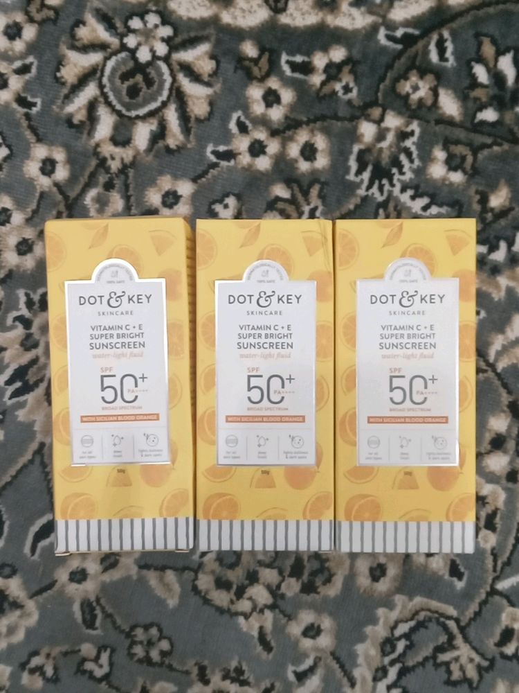 Vitamin C Sunscreen All 3 In 749 Last