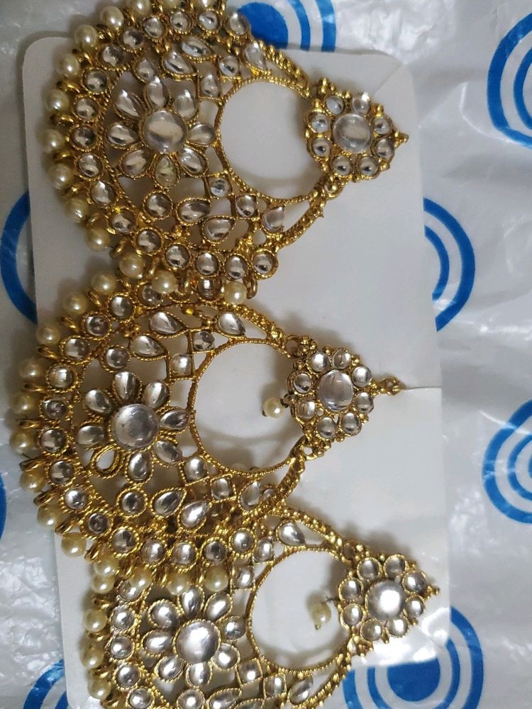 Kundan Earings With Maaang Tikka