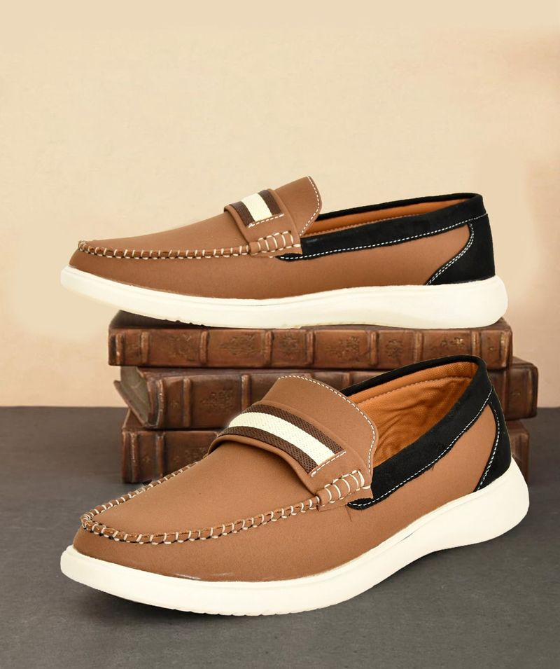 Totally New Canvas Shoes For Men