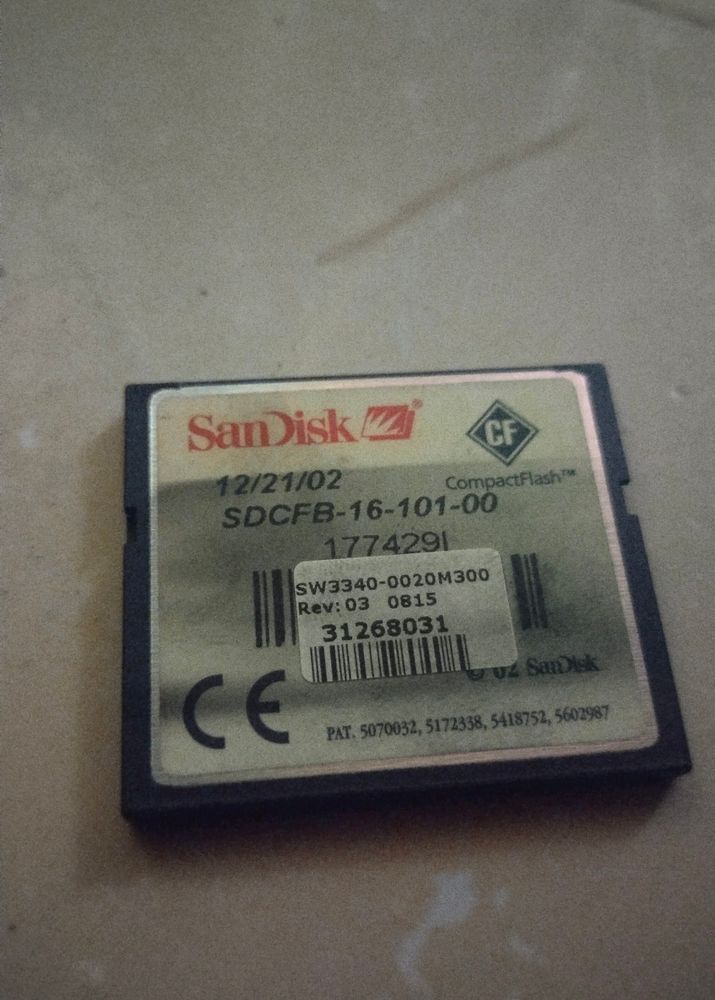 SANDISK  COMPACT FLASH 64M