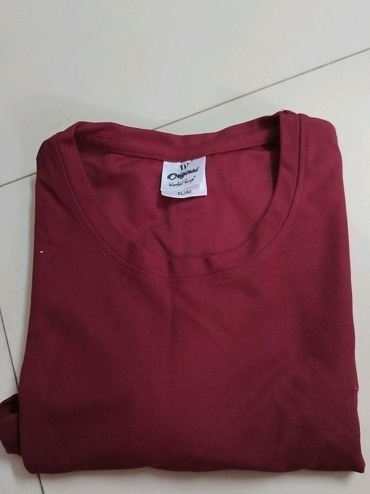 Meroon Colour T Shirt...