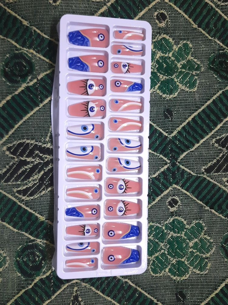 Reusable|Washable Korean EVIL EYE Nails-Set Of 24