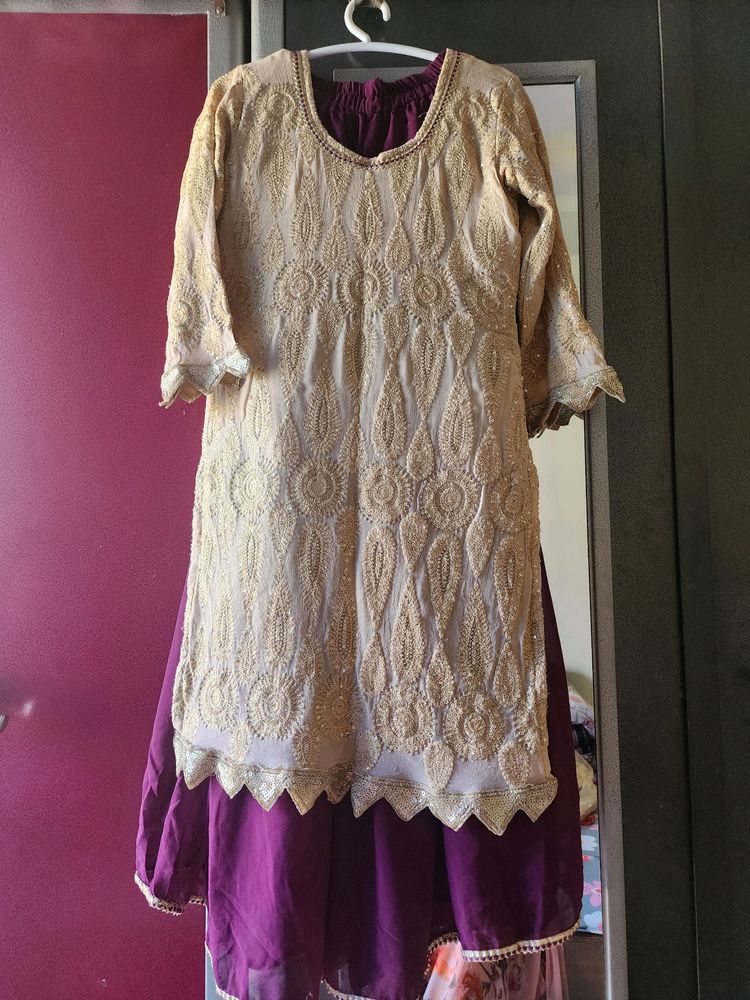 Women Kurta Grarah And Dupatta