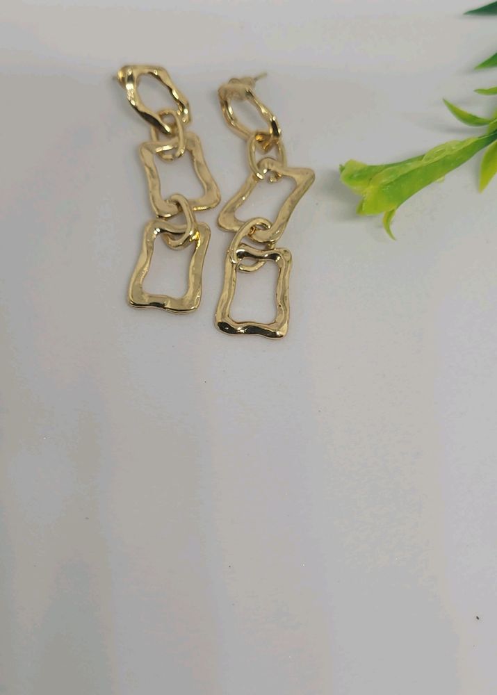 Link Earrings