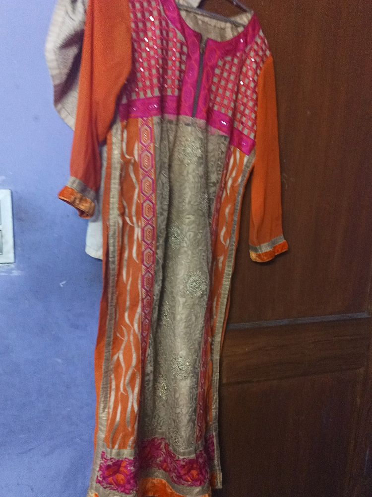 Pakistani Kurti