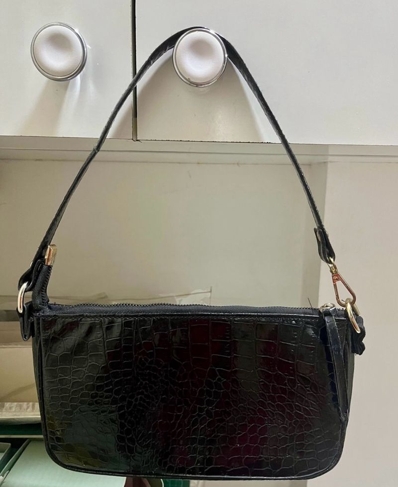 Black Baguette/shoulder Bag