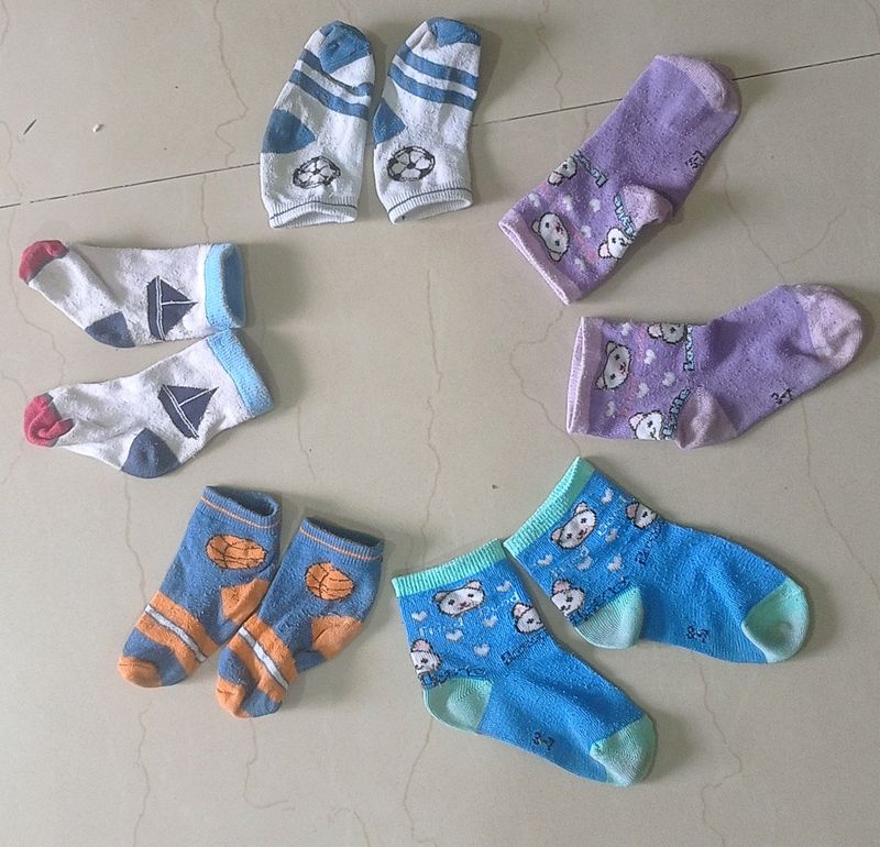 Kids Socks Set Of 5 With Free Sleeper