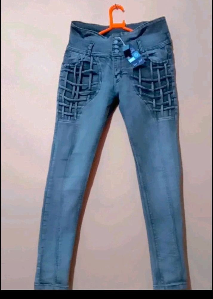 Trendy Jeans For Girls Ladies