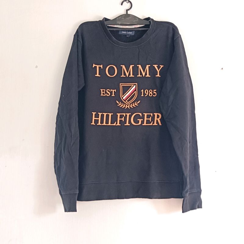 Price Drop ✨Black Tommy Hilfiger  Sweatshir