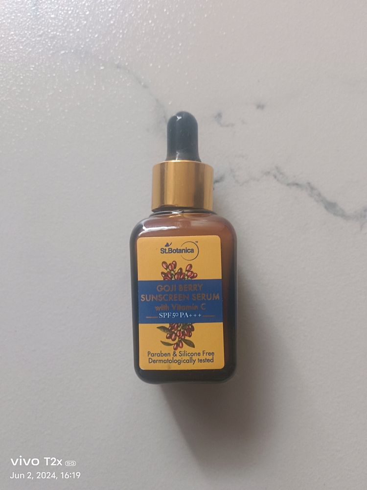 Sunscreen Vitamin C Serum