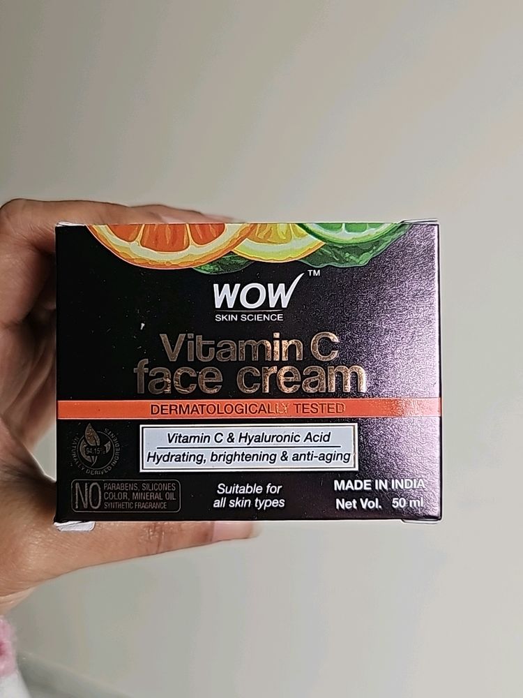 Wow Skim Science Vitamin Cream