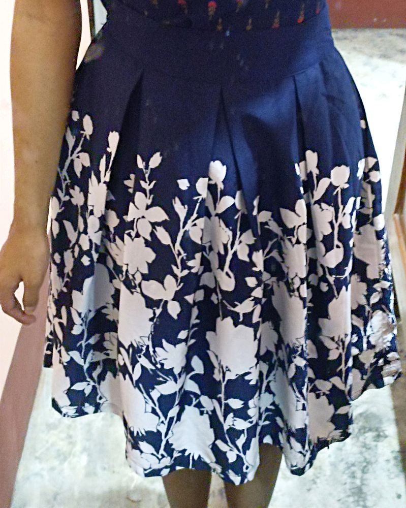 Knee Length Midi Floral Skirt🌻