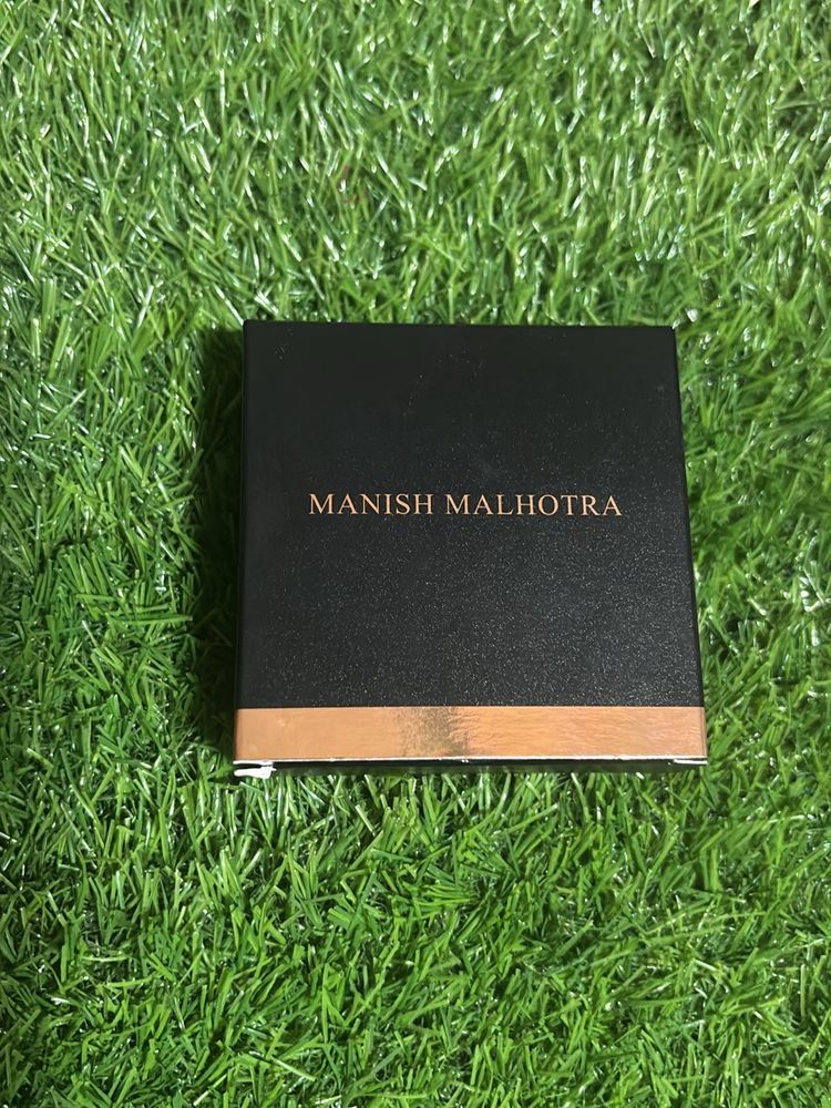 Manish Malhotra 9 In 1 Eyeshadow Palette