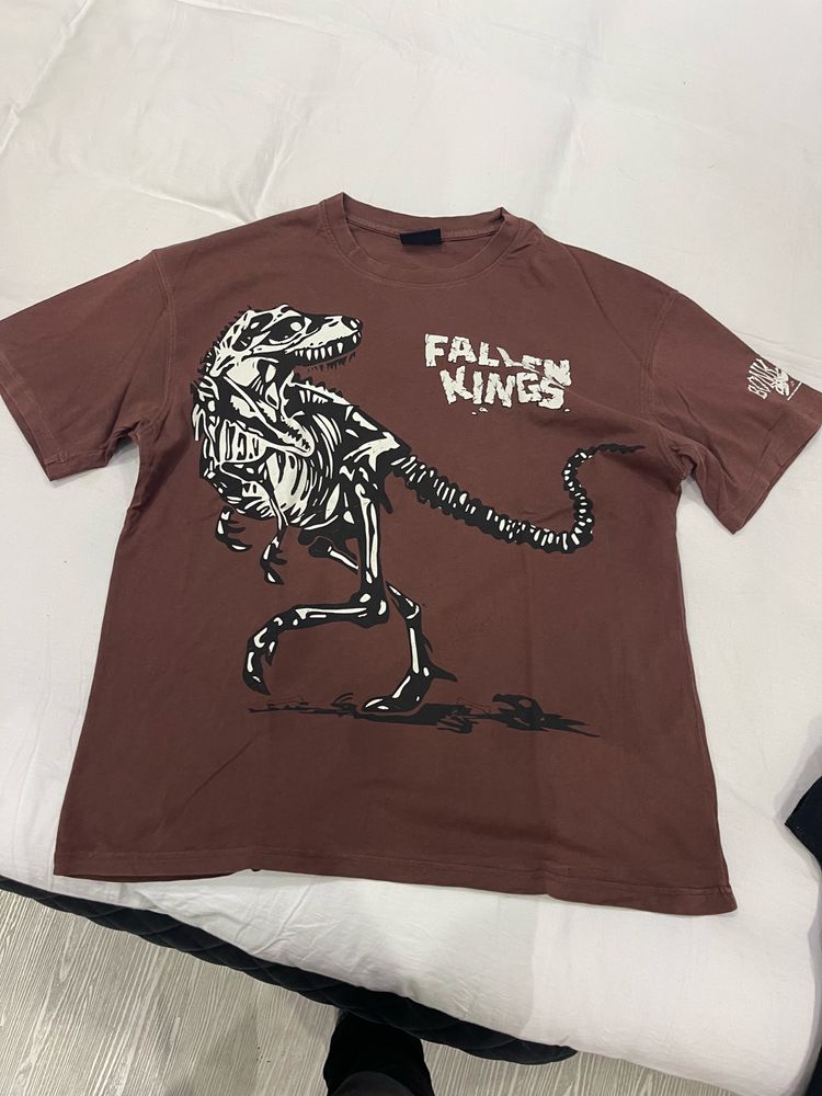 Fallen Kings Oversized T-shirt By bonkers corner