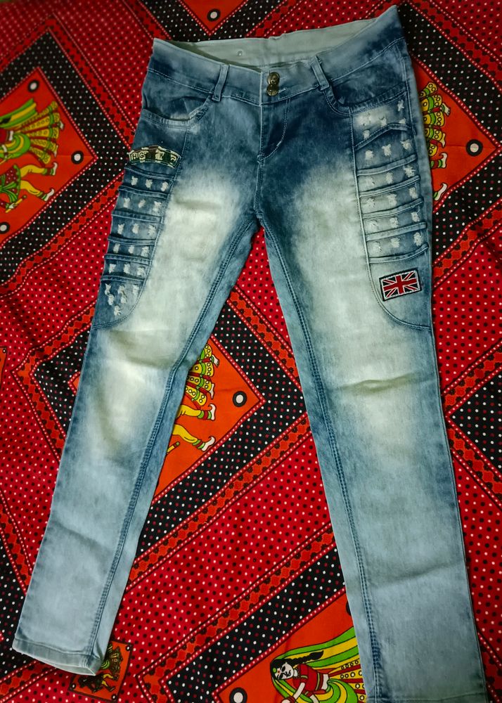 Ankle Length With 2 Button Jeans