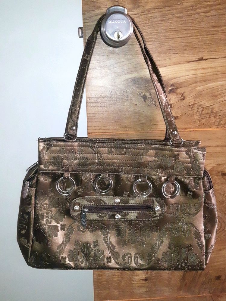 Beautiful New Handbag. Unused.