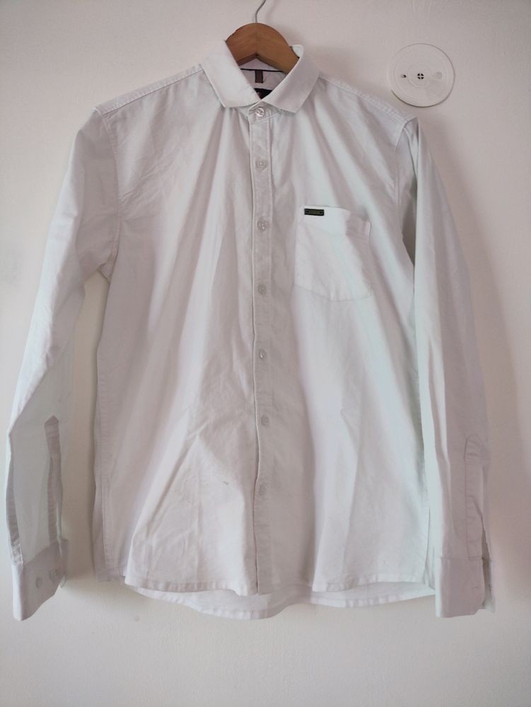 White Full Sleeves Cotton Shirt For Men, 40