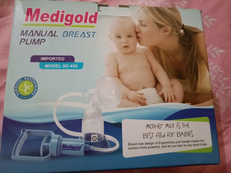 Medigold Manual Breast Pump ...See Last Pic Small  Cut But it's Working Good No Any Daut Grab Fast 🤗