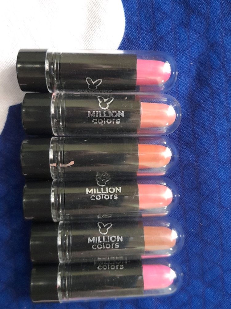 6 Mini Lipsticks