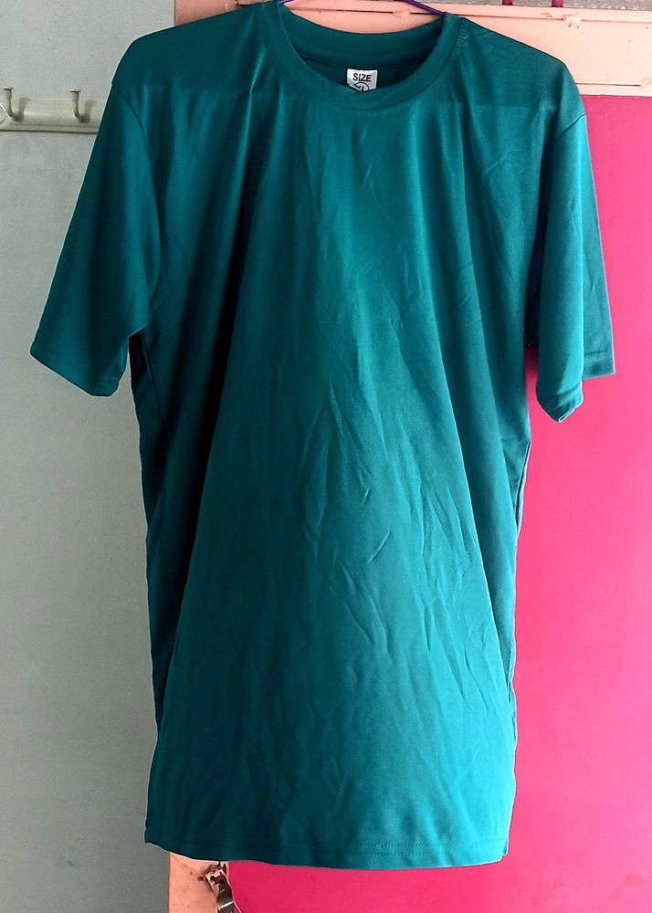 Size M T Shirt