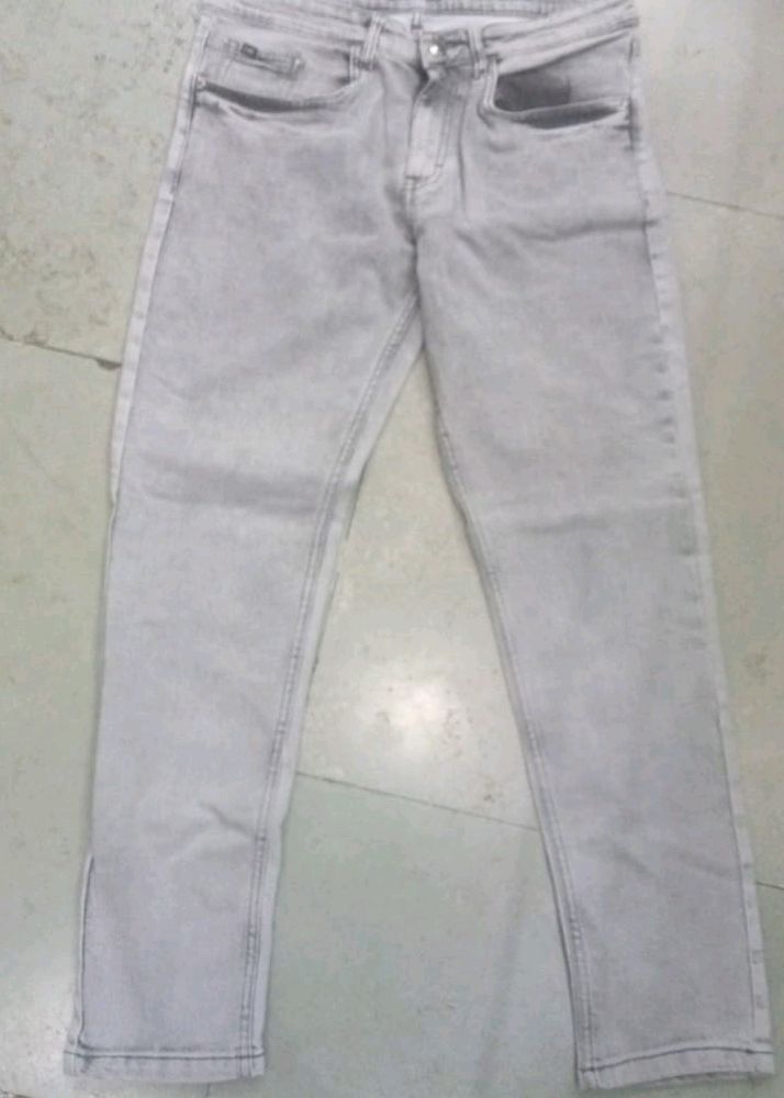 Chic Off-white Straight Cut Jeans