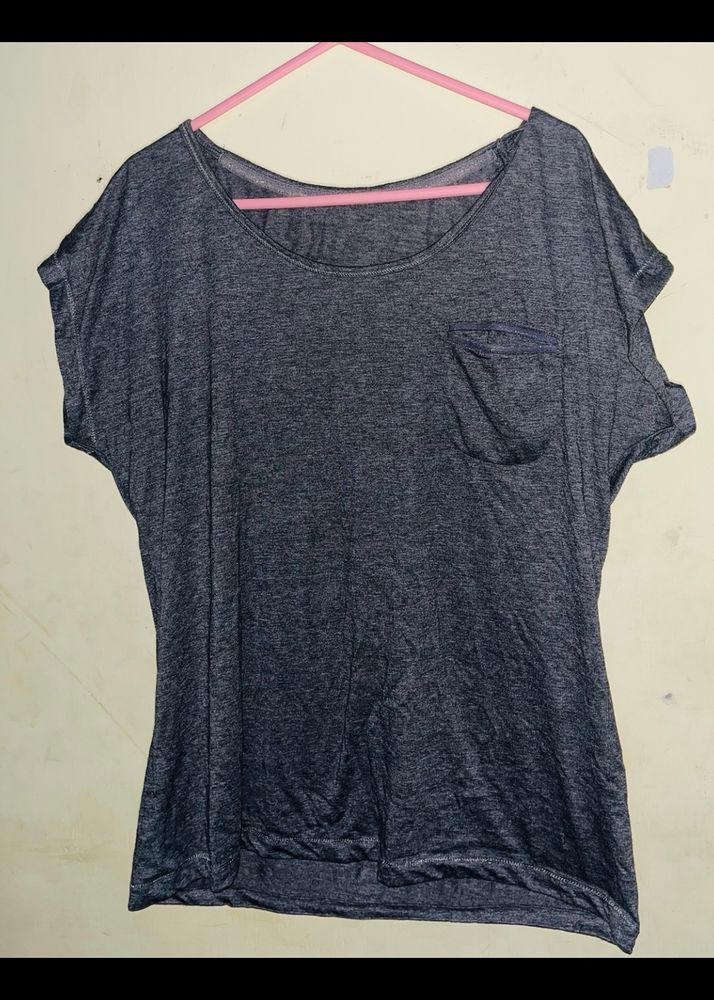 Grey T-shirt. L Size Loose Fit