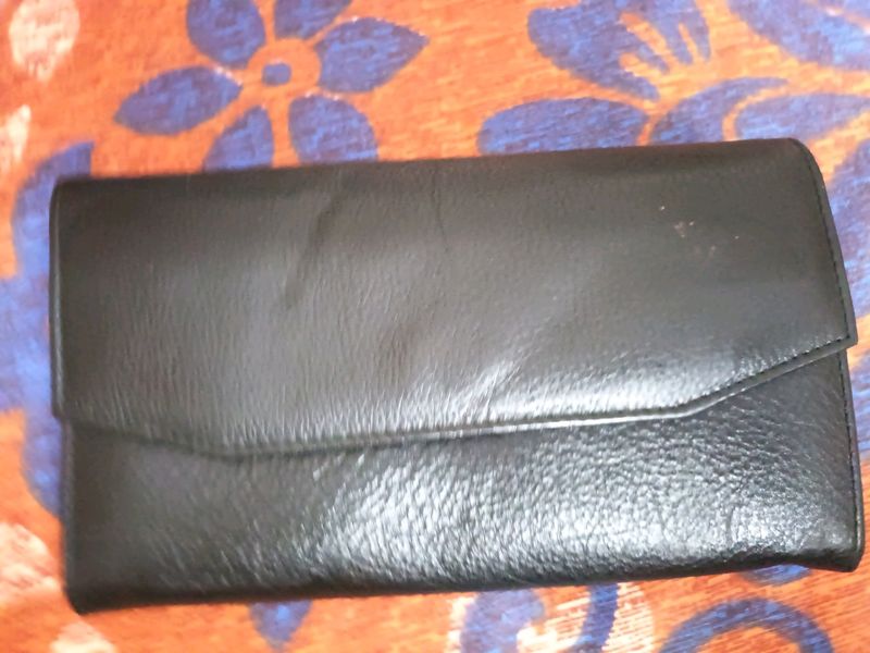 Black hand purse