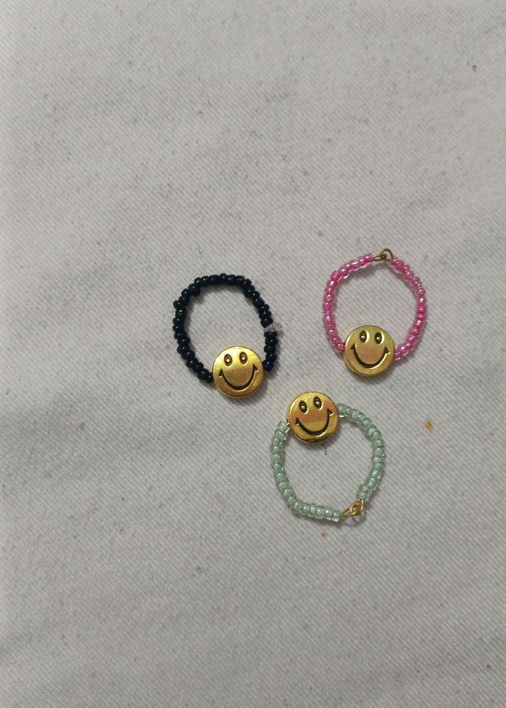 Smiley Rings With Glass Beads