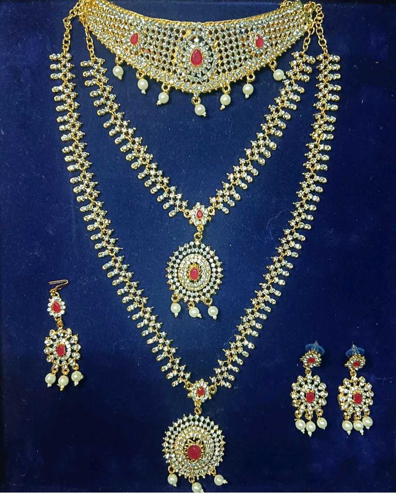 Necklace Set