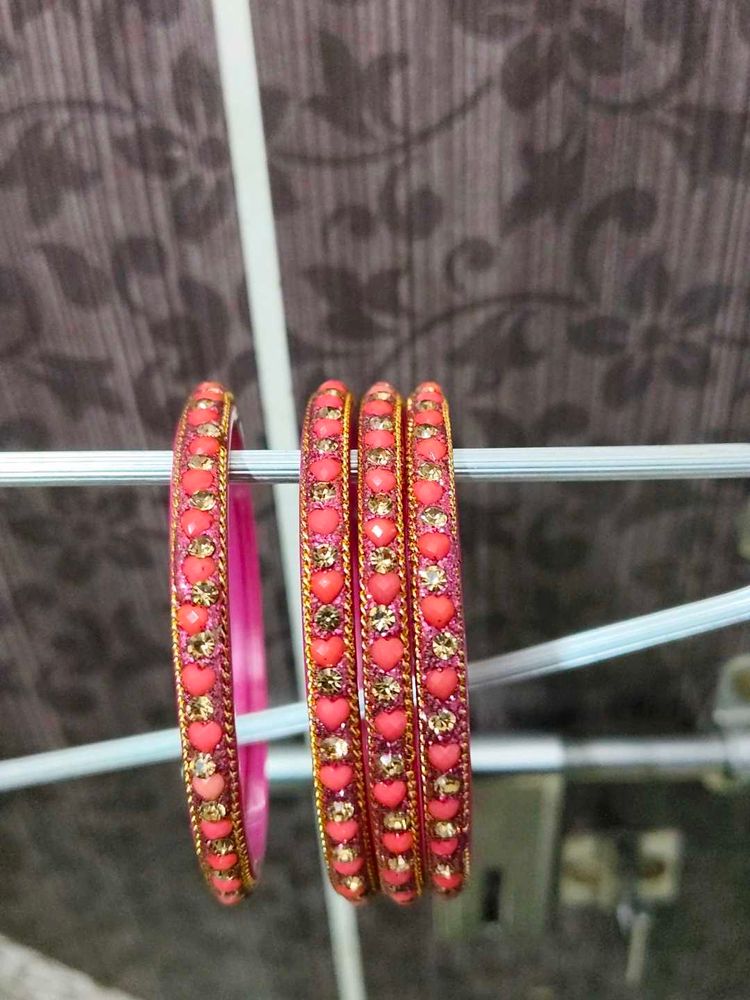 Set Of Four Beautiful Bangles