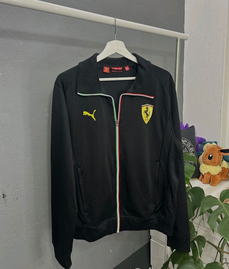 @puma @ferrari track jacket