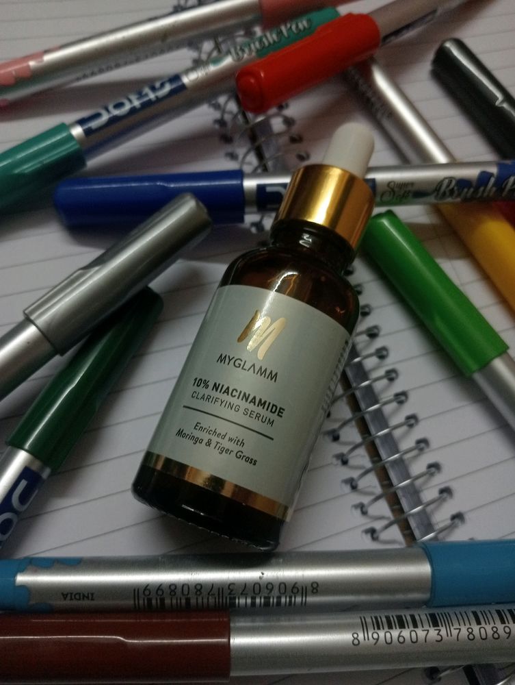 Myglamm 10% Niacinamide Clarifying Serum