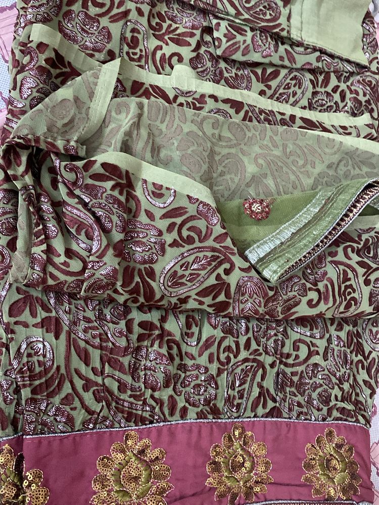 Mehandi And Marroon Colour Saree