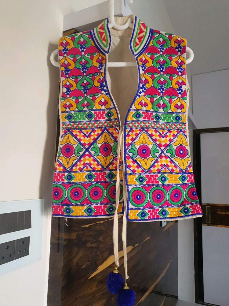 Multicolored Embroidered Jacket (women)