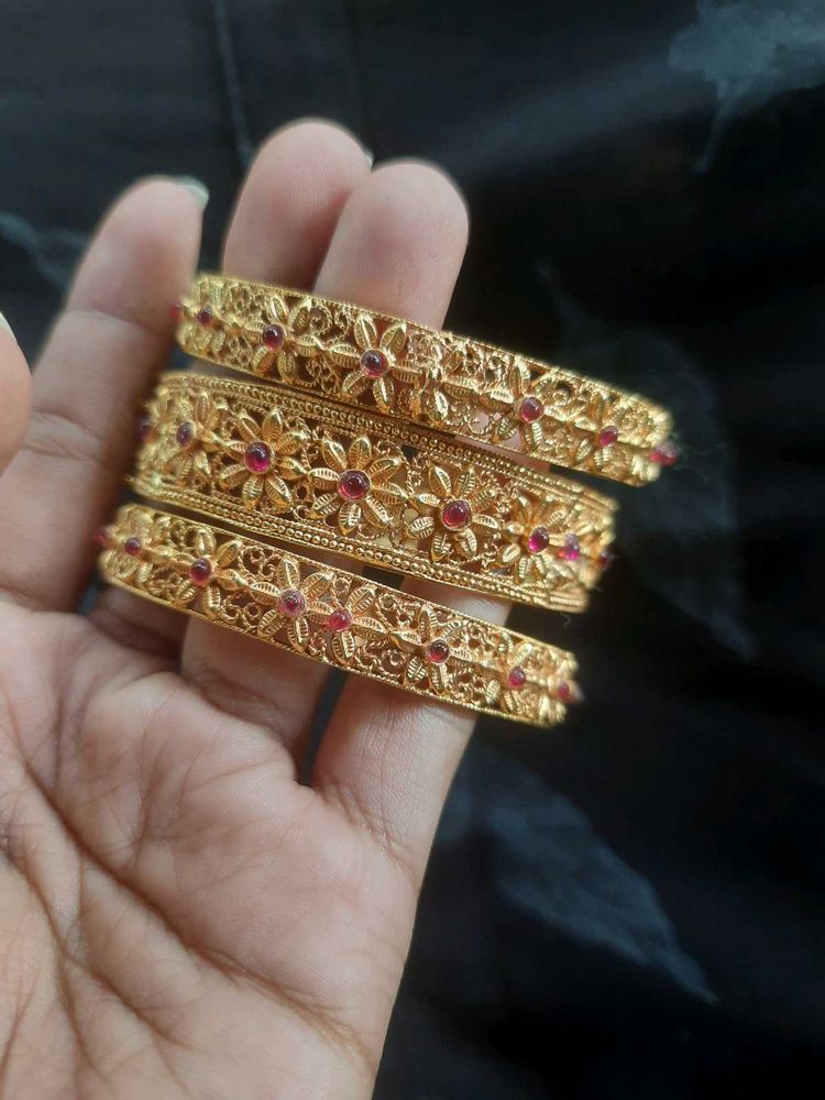 Traditional Gold Bangles