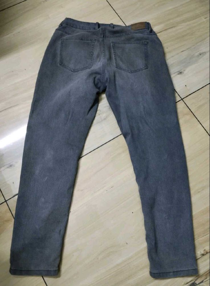 Men Straight Fit Jeans