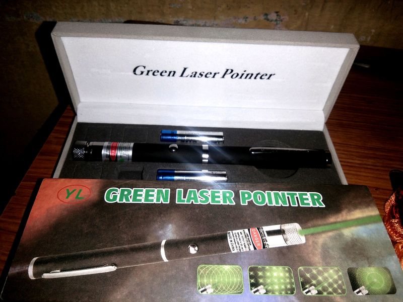 Ultra Powerful Laser Light (600nm)