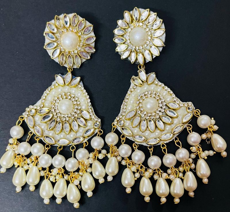 Fancy Party Wear Lite Wait Kunden Earrings