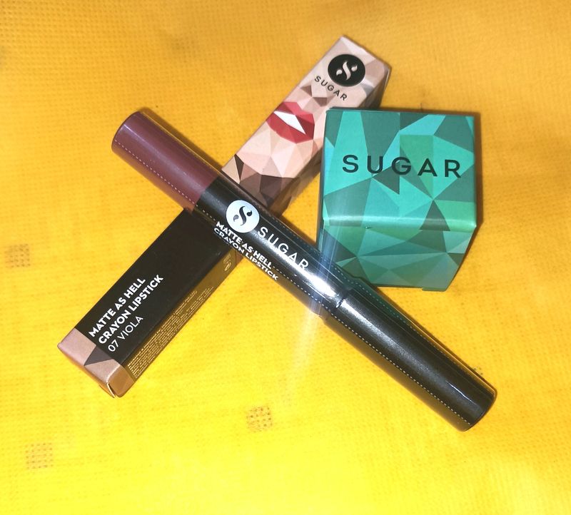 Sugar Lip Crayon And Sharpner