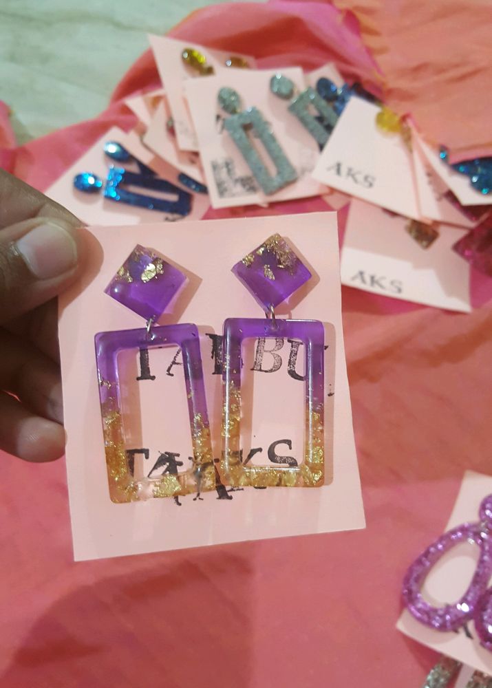 BEAUTIFUL HANDMADE RESIN EARINGS