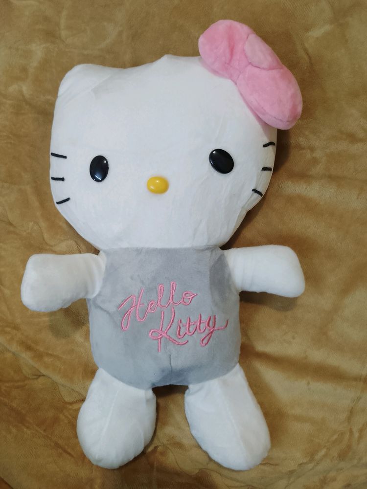 Hello kitty original plushie