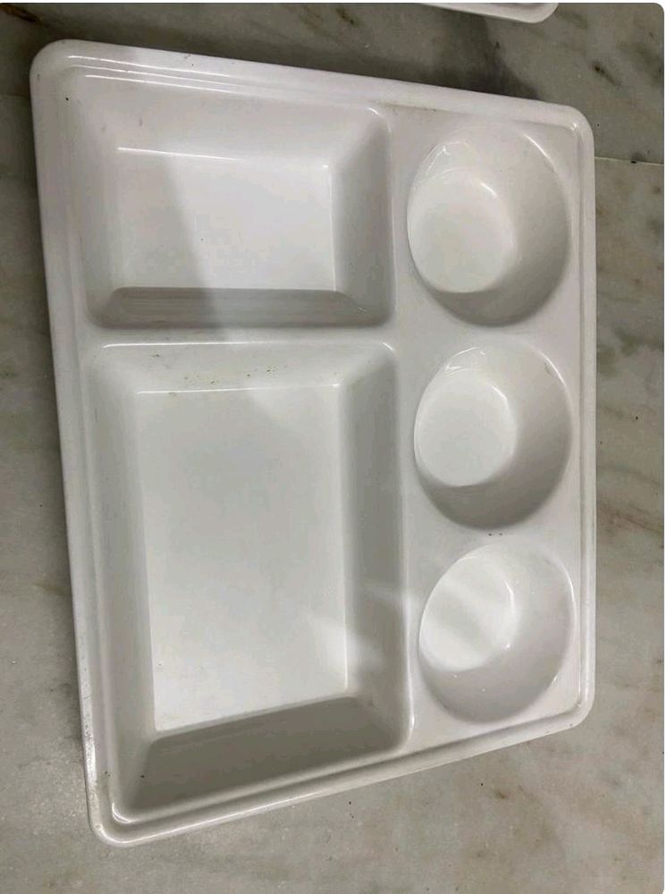 2 Plate With Microwave, Dishwasher, Freezer